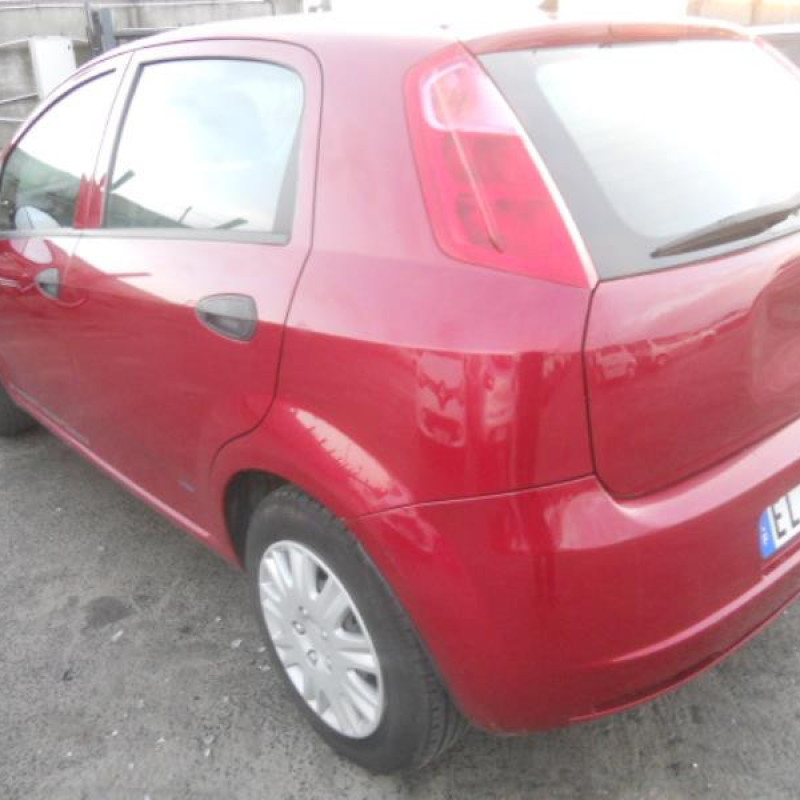 Bloc ABS (freins anti-blocage) FIAT GRANDE PUNTO Photo n°8