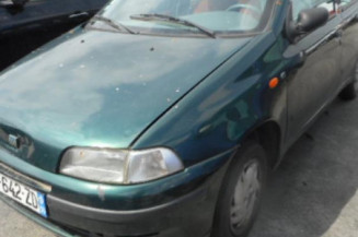 Optique avant secondaire gauche (feux)(clignotant) FIAT PUNTO 1