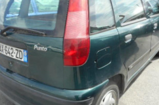 Optique avant secondaire gauche (feux)(clignotant) FIAT PUNTO 1
