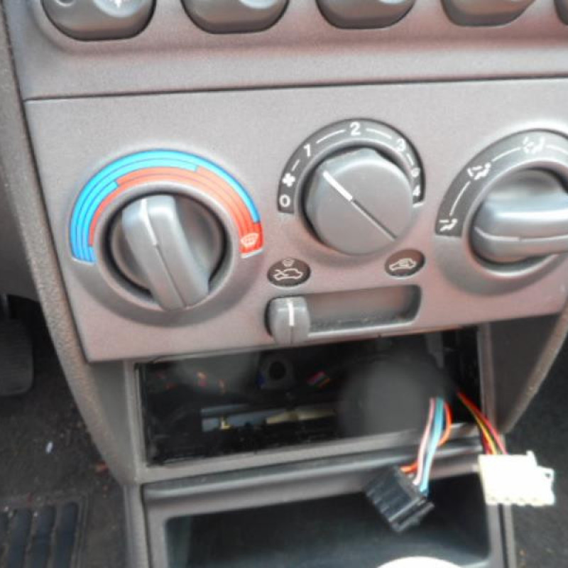 Optique avant secondaire gauche (feux)(clignotant) FIAT PUNTO 1 Photo n°8