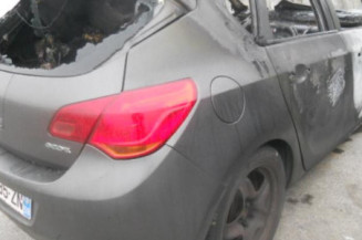 Trappe d'essence OPEL ASTRA J
