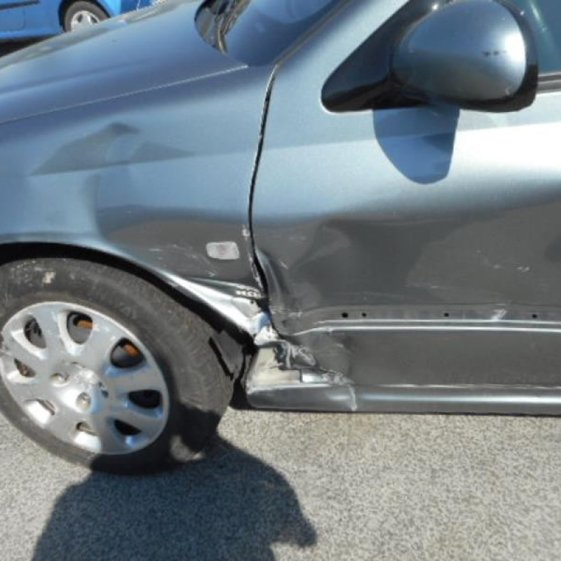 Bloc ABS (freins anti-blocage) PEUGEOT 406 Photo n°5