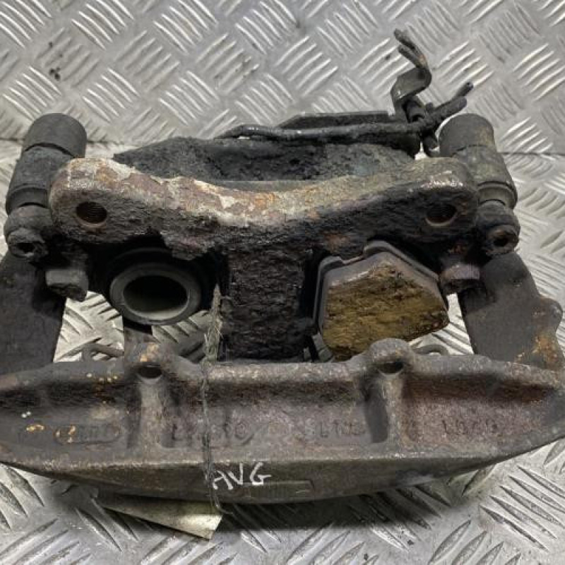 Etrier avant gauche (freinage) AUDI A8 1 Photo n°6