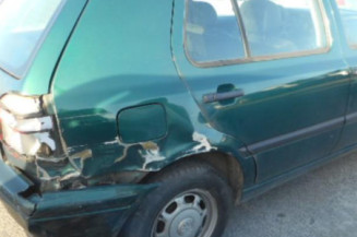 Retroviseur gauche VOLKSWAGEN GOLF 3