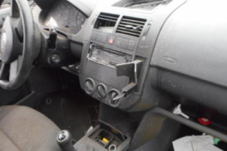 Bras essuie glace avant droit VOLKSWAGEN POLO 4