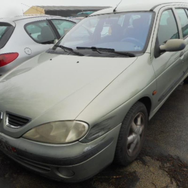 Bloc ABS (freins anti-blocage) RENAULT MEGANE 1 Photo n°1