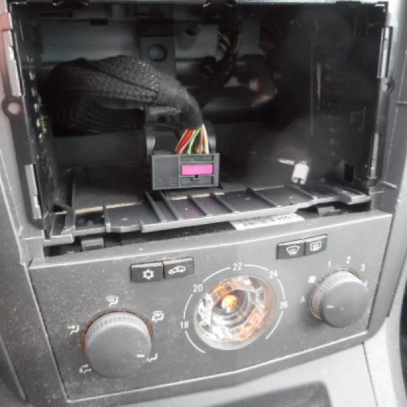 Porte arriere droit OPEL ZAFIRA B Photo n°9