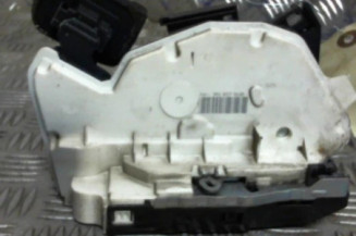 Serrure avant droit VOLKSWAGEN POLO 5