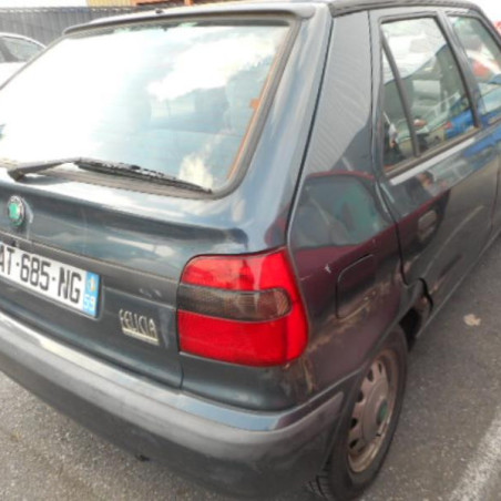 Bras essuie glace avant droit SKODA FELICIA