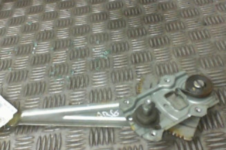 Leve vitre electrique arriere gauche SUZUKI SWIFT 3 Photo n°1