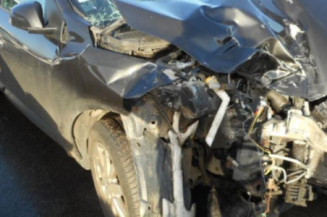 Pretensionneur de ceinture avant droit RENAULT MEGANE 3