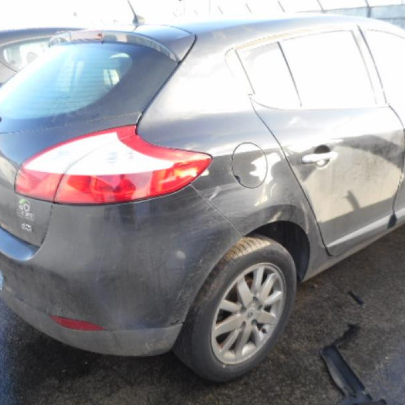 Pretensionneur de ceinture avant droit RENAULT MEGANE 3 Photo n°6