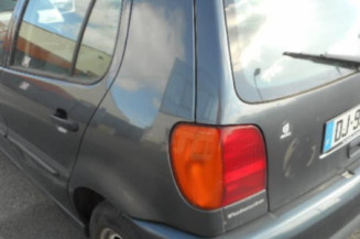 Retroviseur droit VOLKSWAGEN POLO 3