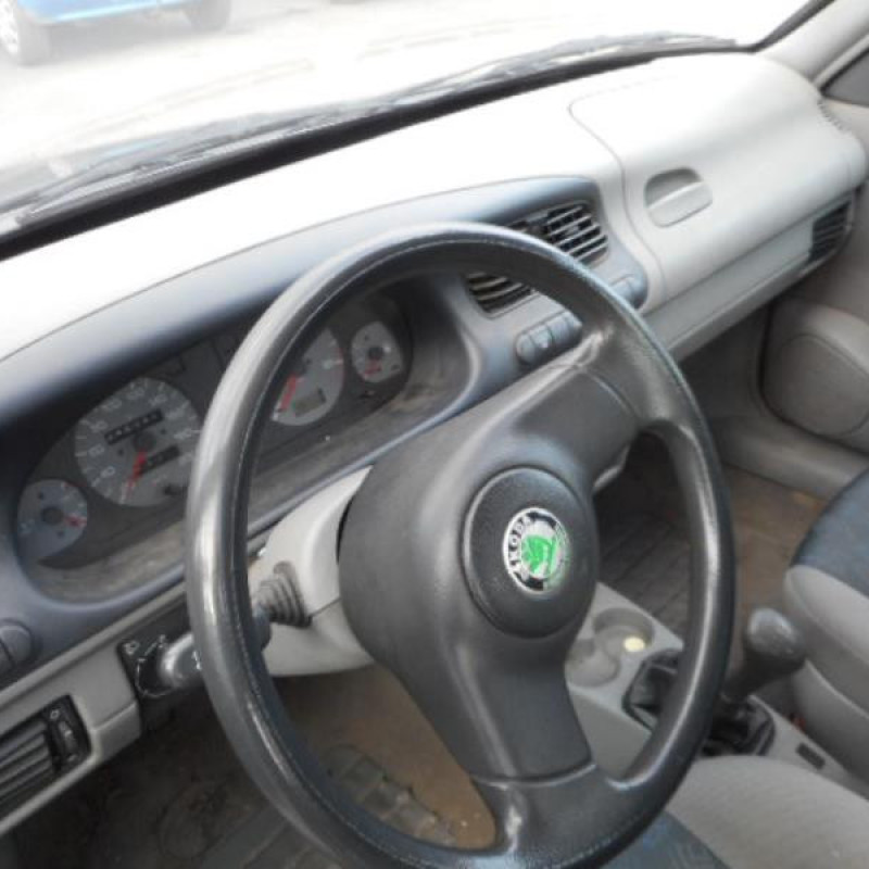 Avertisseur/Klaxon SKODA FELICIA Photo n°8