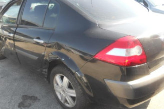 Bras essuie glace avant gauche RENAULT MEGANE 2