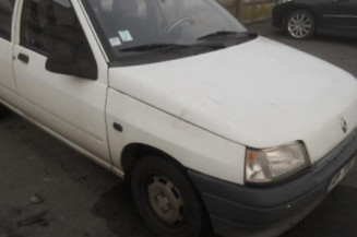Retroviseur droit RENAULT CLIO 1