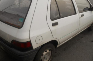 Retroviseur droit RENAULT CLIO 1