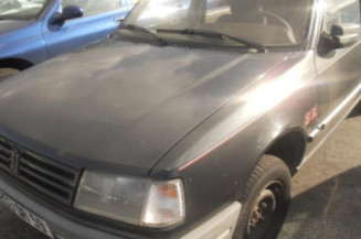 Porte avant droit PEUGEOT 309