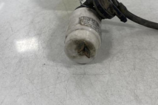 Pompe lave glace avant SKODA FELICIA
