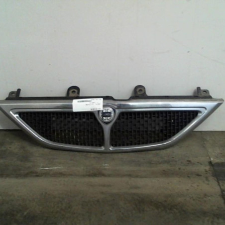 Calandre LANCIA YPSILON 3 Photo n°1