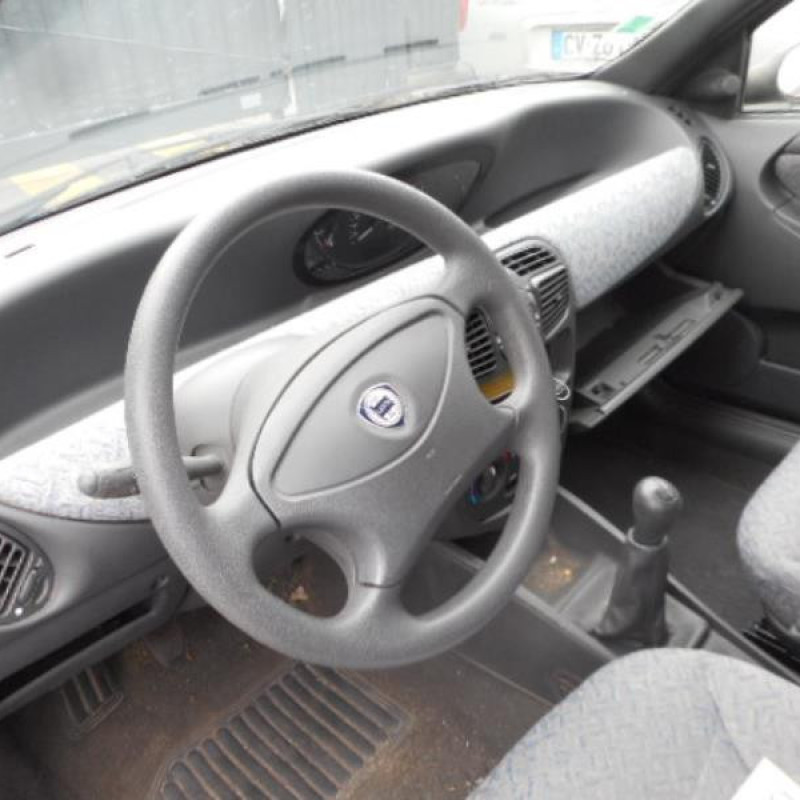 Retroviseur droit LANCIA YPSILON 3 Photo n°8