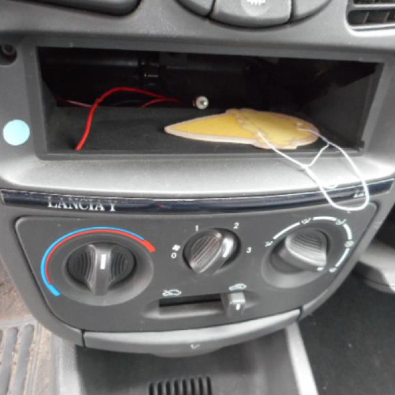 Retroviseur droit LANCIA YPSILON 3 Photo n°9