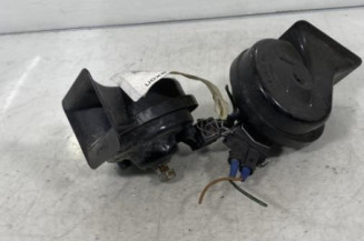 Avertisseur/Klaxon AUDI A8 1