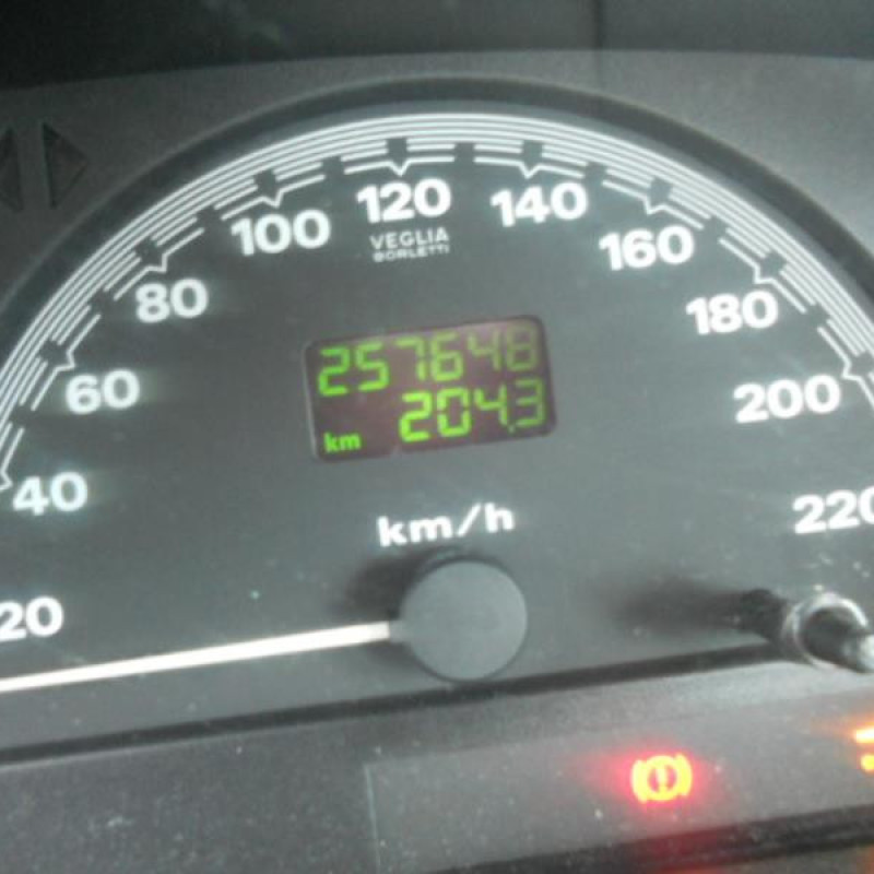 Bras essuie glace arriere FIAT BRAVA Photo n°8