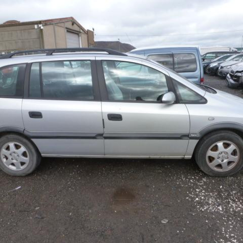 Renfort pare choc avant (traverse) OPEL ZAFIRA A Photo n°3