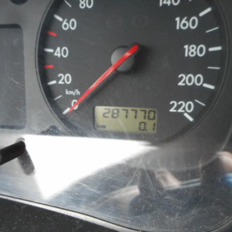 Bras essuie glace arriere VOLKSWAGEN GOLF 4 Photo n°8