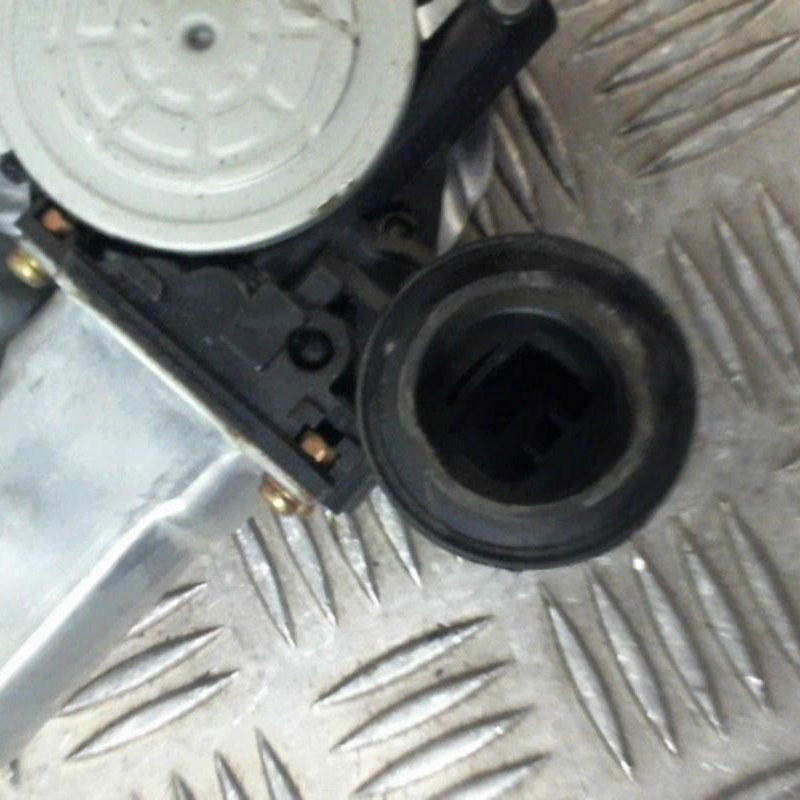 Leve vitre electrique avant droit TOYOTA YARIS 1 Photo n°2