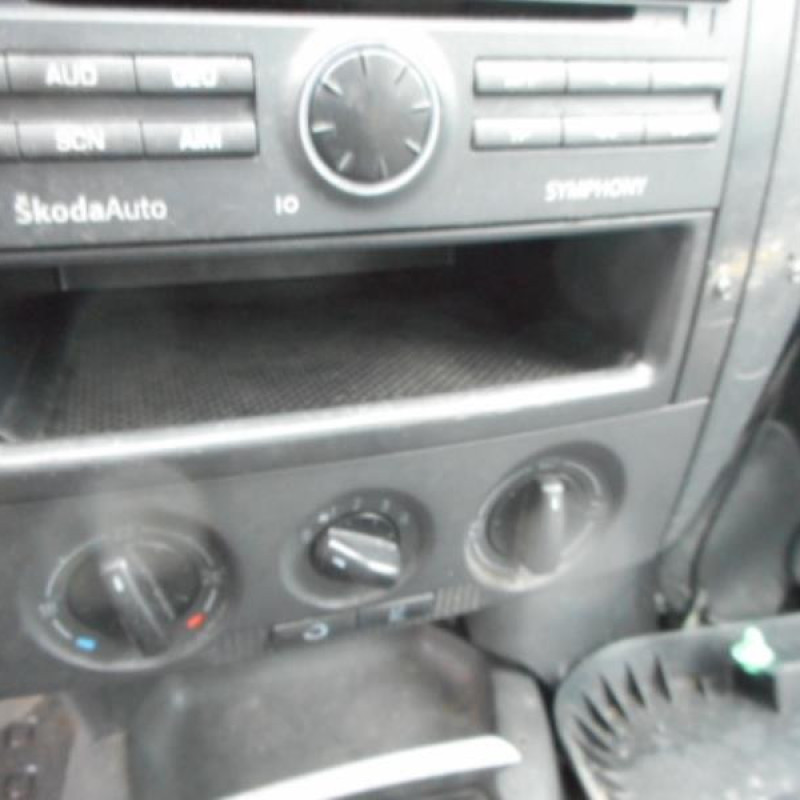 Renfort pare choc avant (traverse) SKODA FABIA 1 Photo n°7
