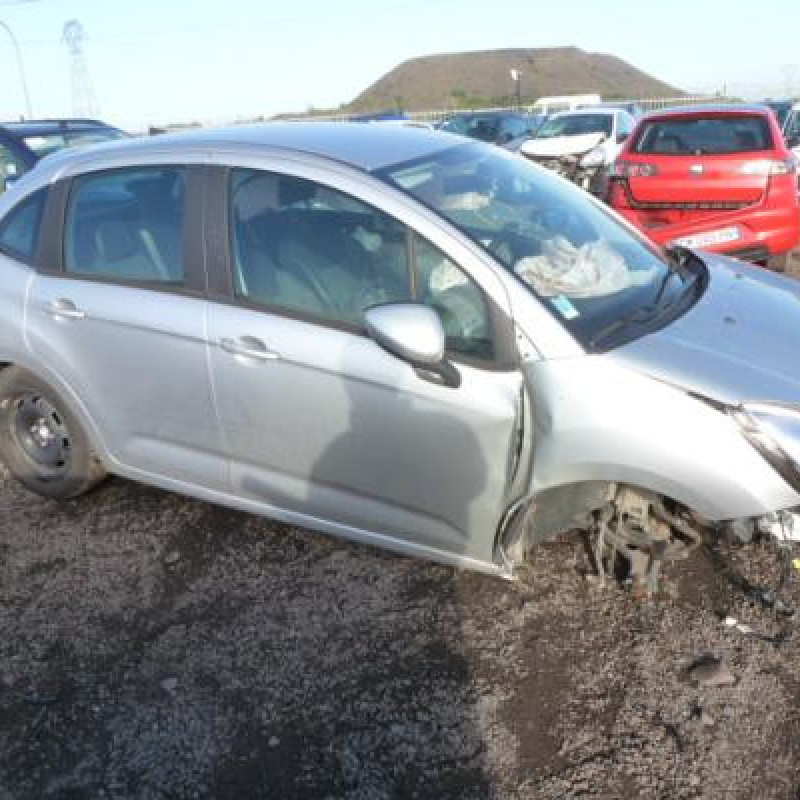 Feu arriere secondaire gauche (feux) CITROEN C3 2 Photo n°4