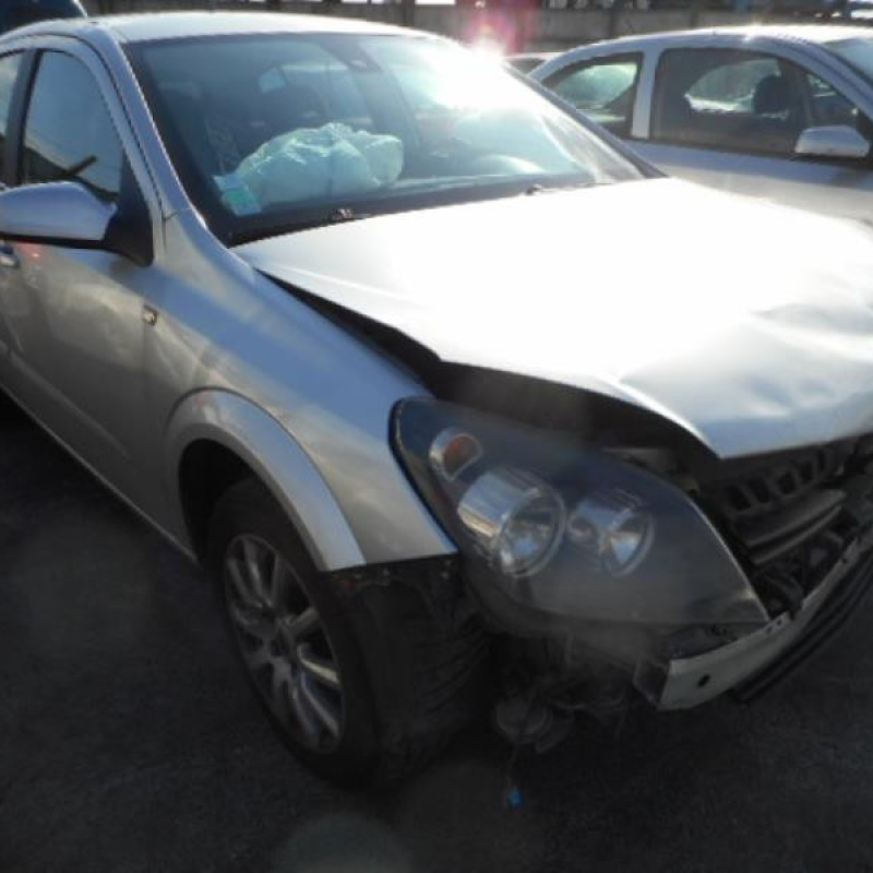 Bouton de warning OPEL ASTRA H Photo n°6
