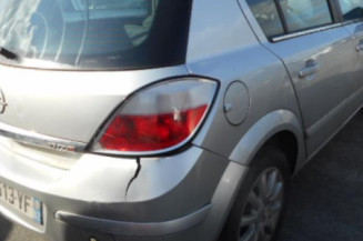 Bouton de warning OPEL ASTRA H