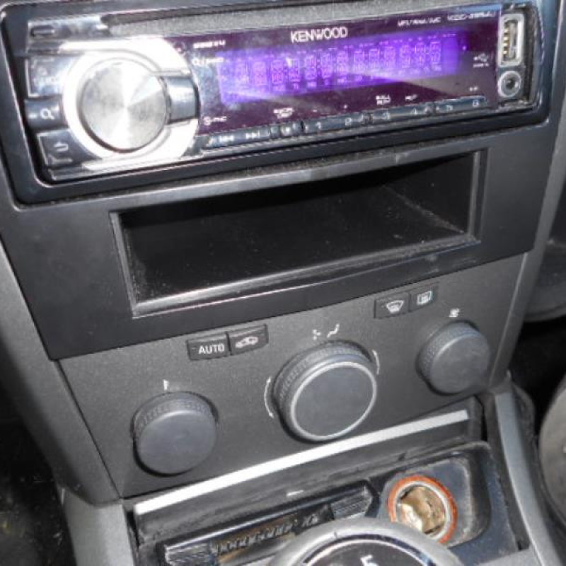 Bouton de warning OPEL ASTRA H Photo n°10