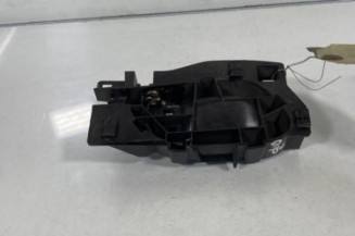 Poignee interieur arriere gauche PEUGEOT 208 1