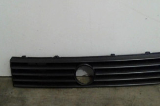 Calandre VOLKSWAGEN POLO 1 Photo n°1