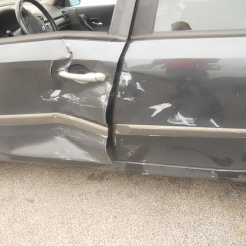 Traverse superieure RENAULT LAGUNA 2 Photo n°6
