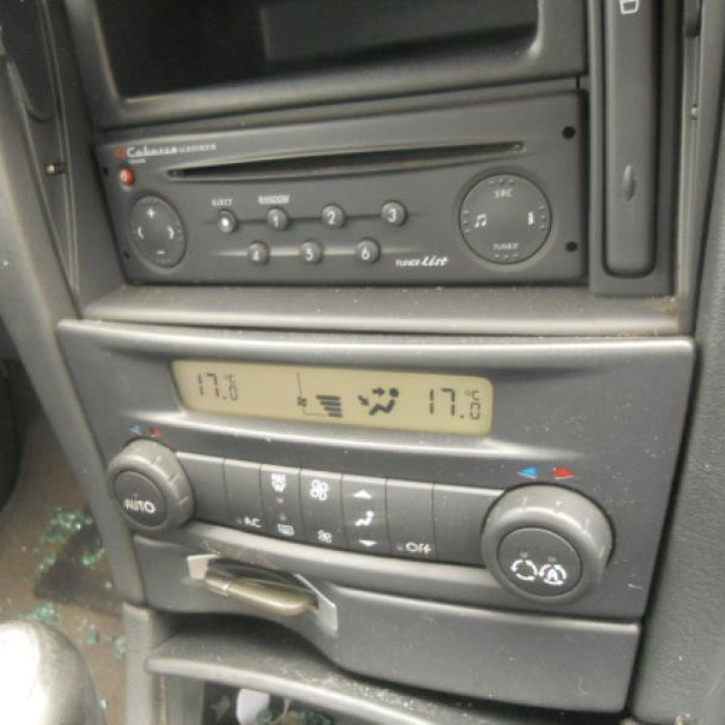Traverse superieure RENAULT LAGUNA 2 Photo n°8