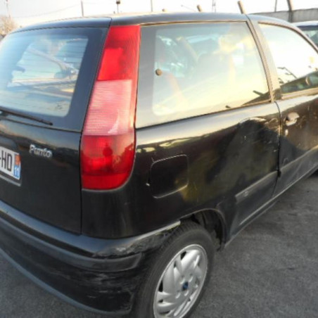 Custode arriere droit FIAT PUNTO 1