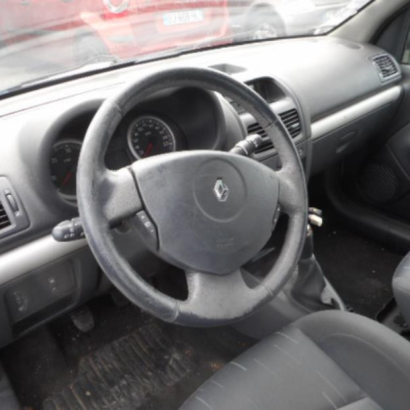 Ceinture arriere gauche RENAULT CLIO 2 Photo n°9