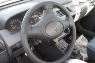 Feu arriere stop central RENAULT CLIO 1
