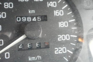 Feu arriere stop central RENAULT CLIO 1