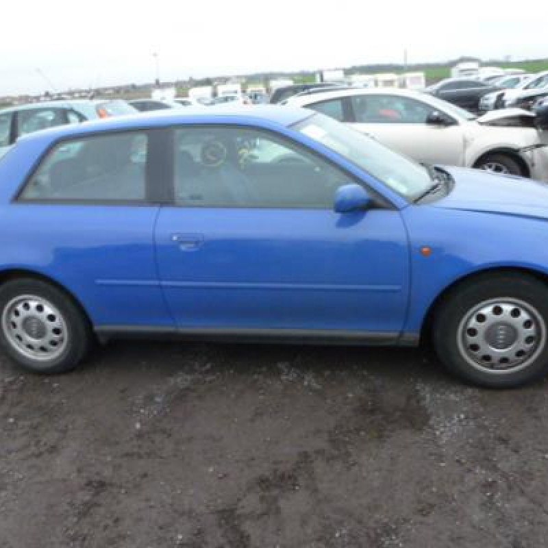 Retroviseur gauche AUDI A3 1 Photo n°4