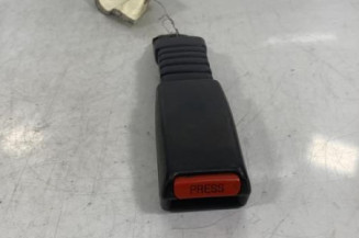 Attache ceinture avant droit MAZDA 323 4