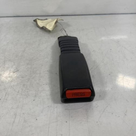 Attache ceinture avant droit MAZDA 323 4