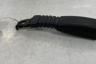 Attache ceinture avant droit MAZDA 323 4