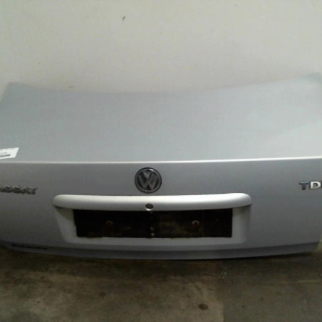 Malle/Hayon arriere VOLKSWAGEN PASSAT 4 Photo n°1