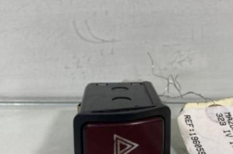 Bouton de warning MAZDA 323 4 Photo n°1
